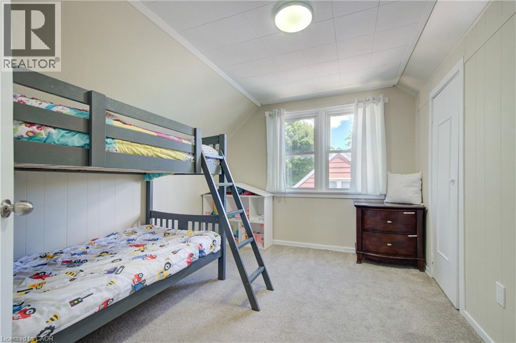 93 STEWART Avenue - 20