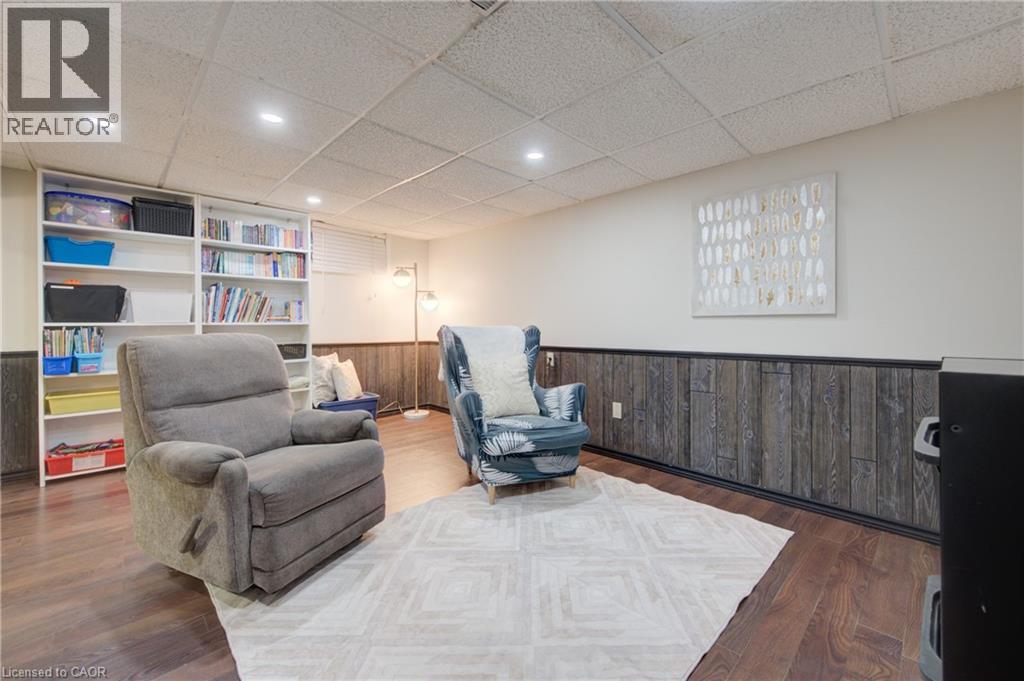 93 STEWART Avenue - 27