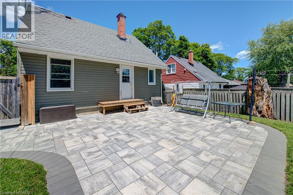 93 STEWART Avenue - 32