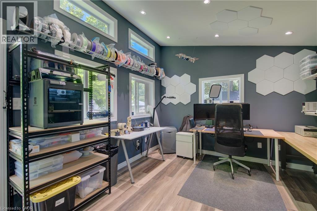 93 STEWART Avenue - 34