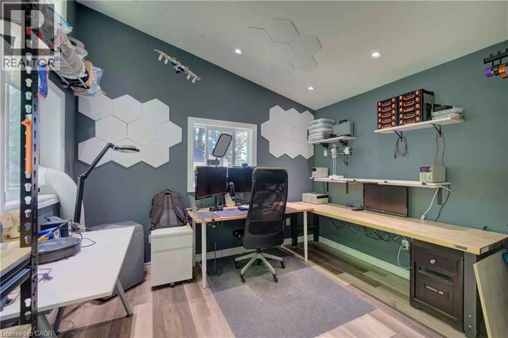 93 STEWART Avenue - 35