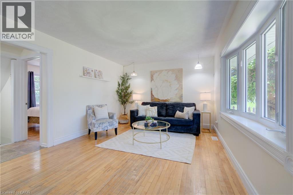 93 STEWART Avenue - 7