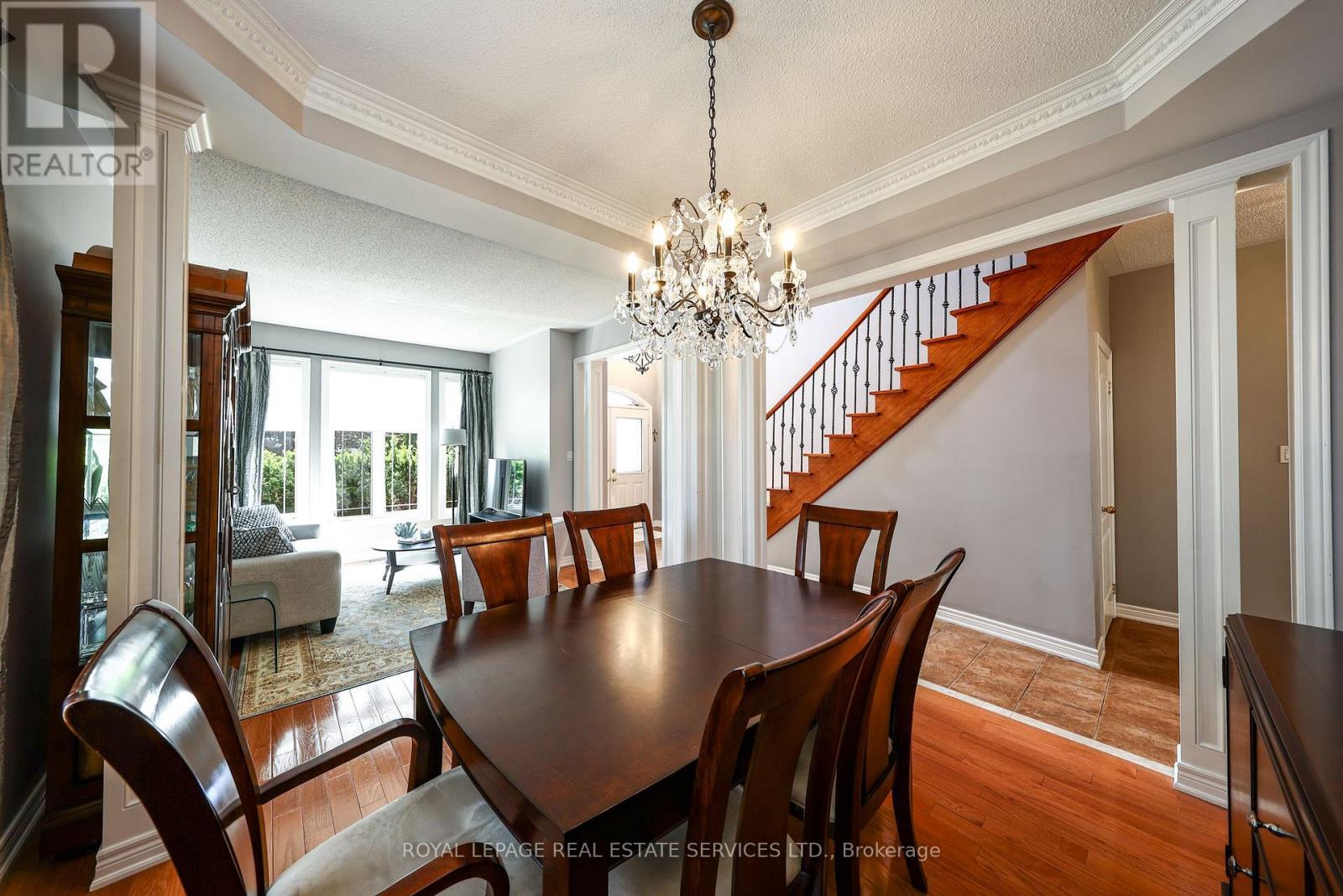 140 HUMBER FOREST COURT - 11