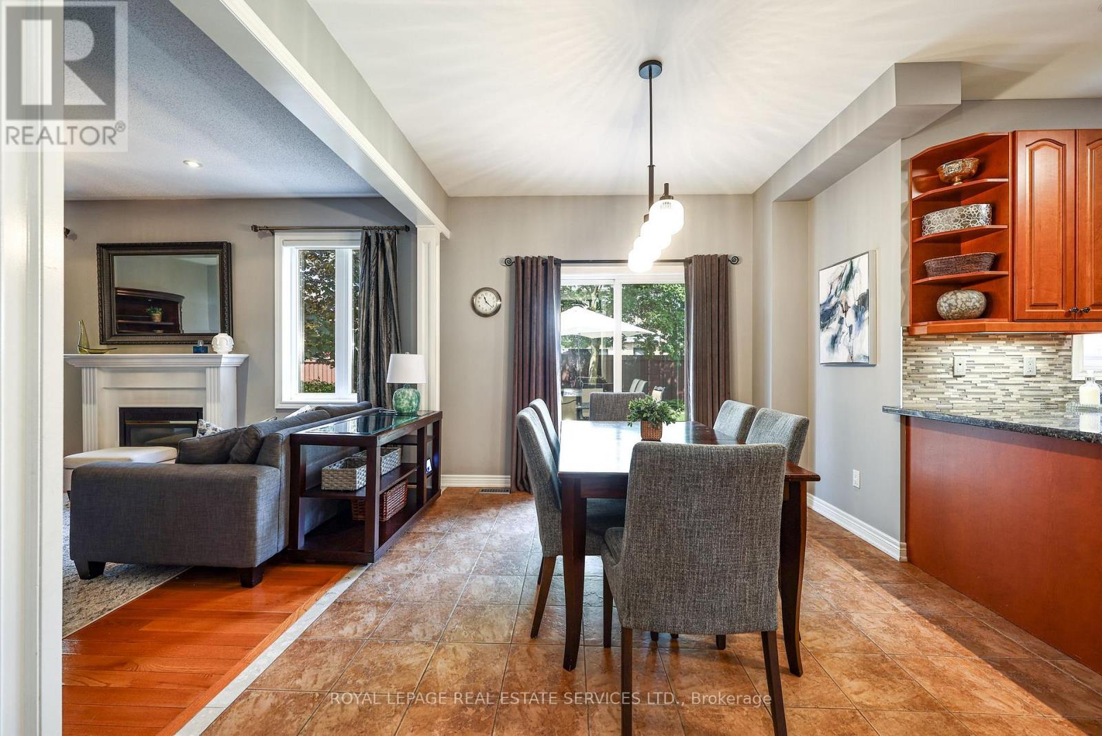 140 HUMBER FOREST COURT - 22