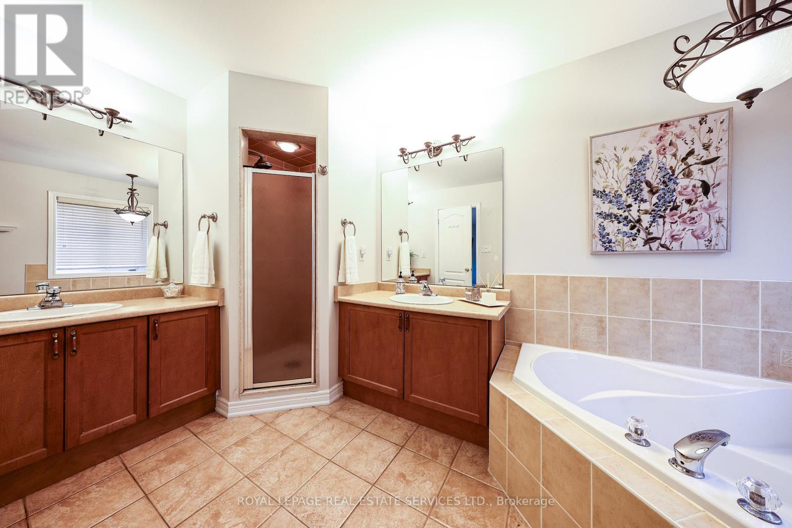 140 HUMBER FOREST COURT - 29