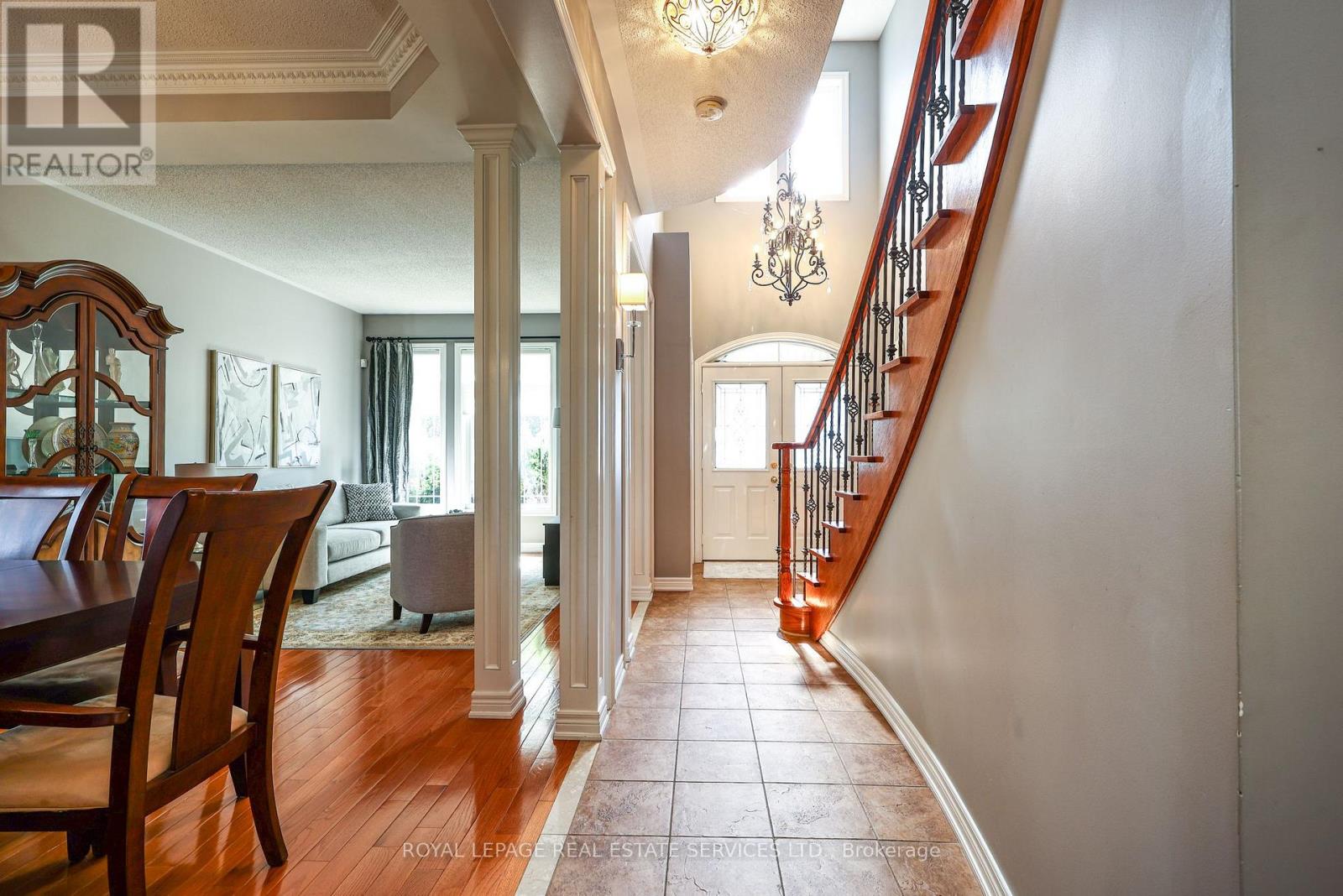 140 HUMBER FOREST COURT - 5