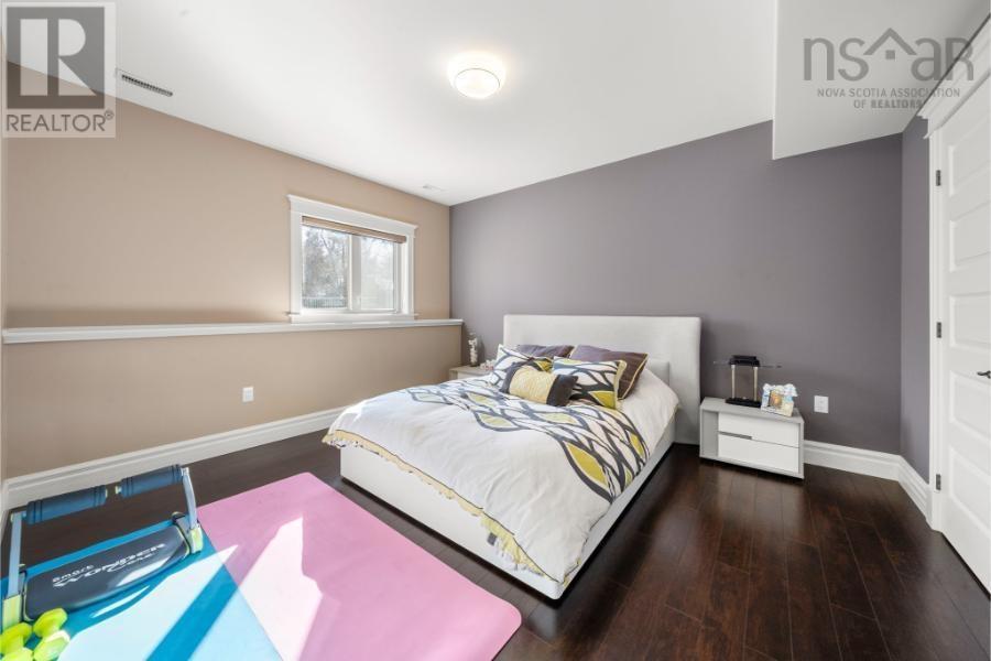 82 Sedgewick Place - 36