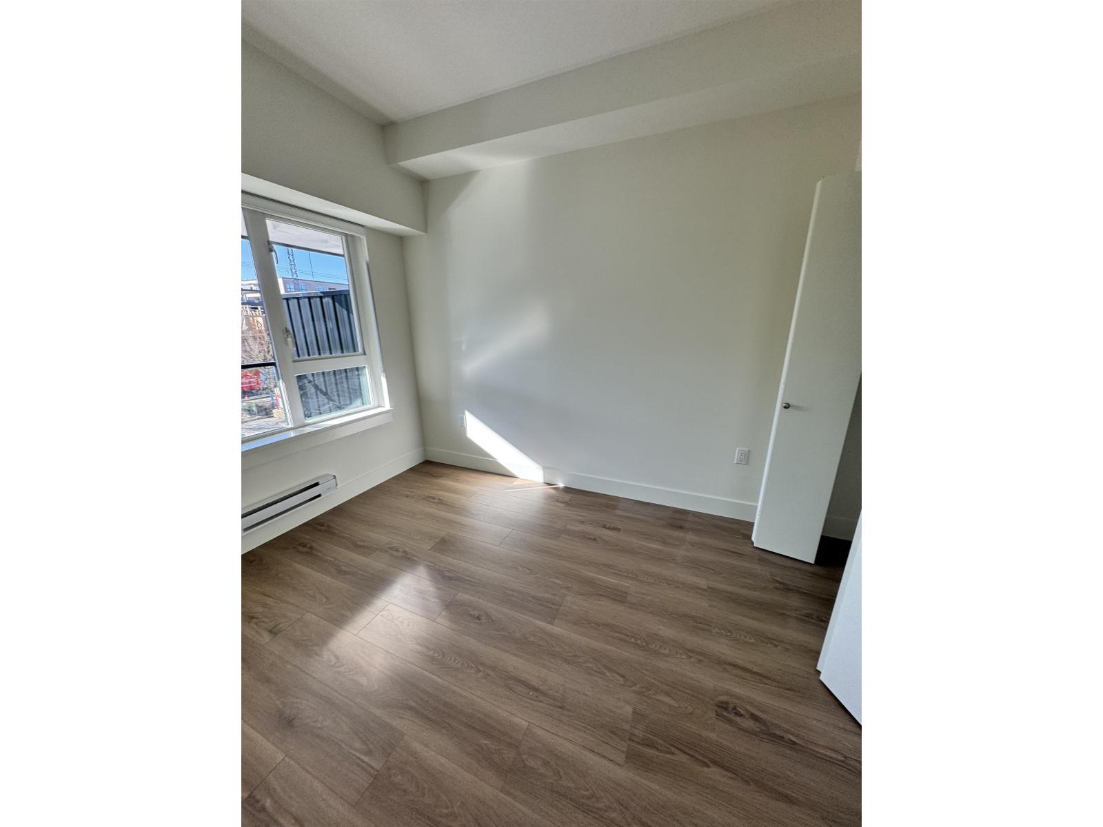 2 Bed, 1 Bath Apartment for Sale in Surrey – 305 15739 FRASER HIGHWAY, Surrey – MLS# R3138683 - Image 9