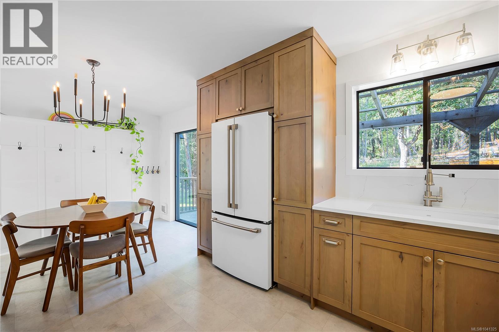 1475 Georgina Rd - 12