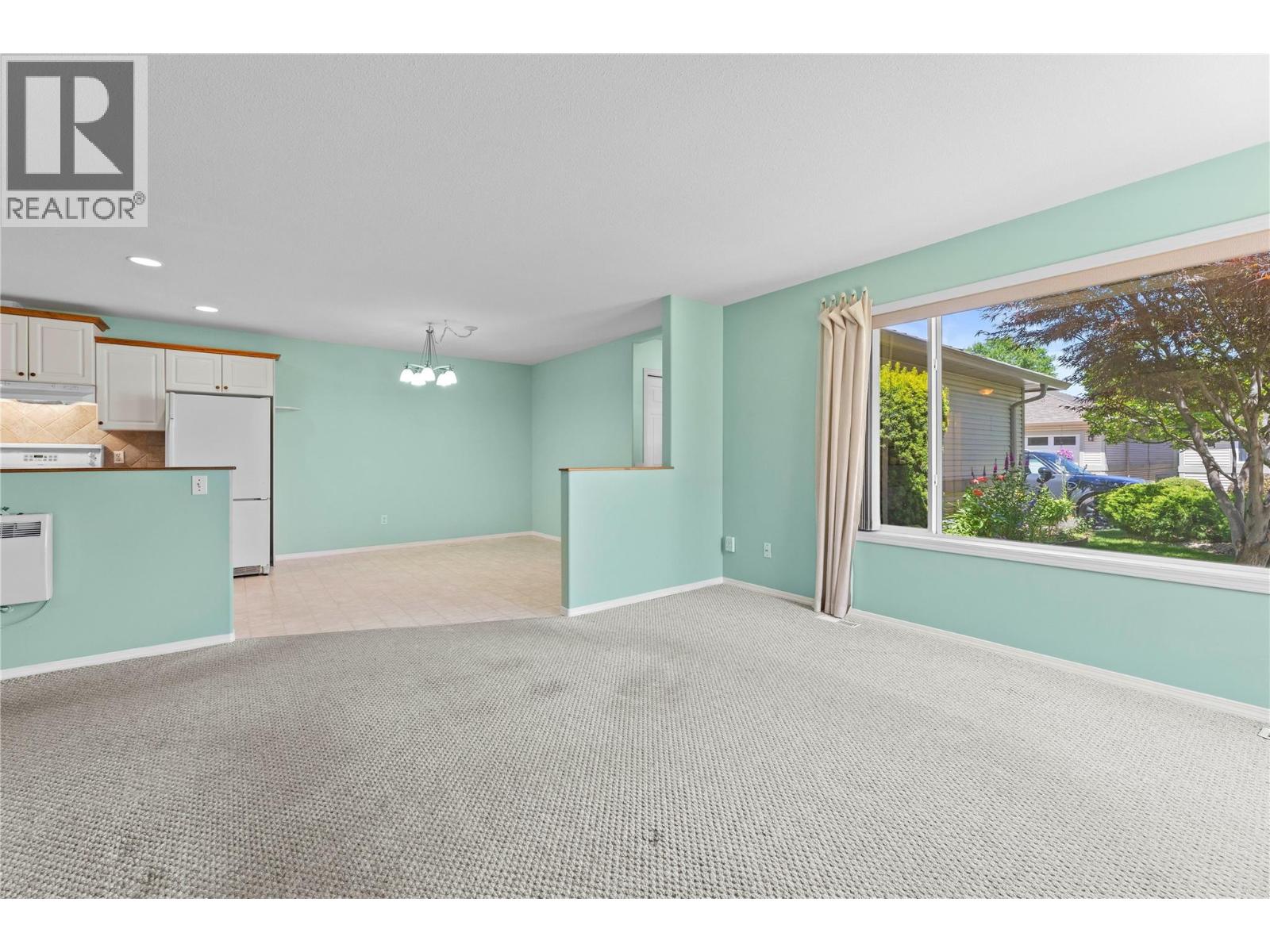 29 111 Harbourfront Drive Northwest, Salmon Arm
