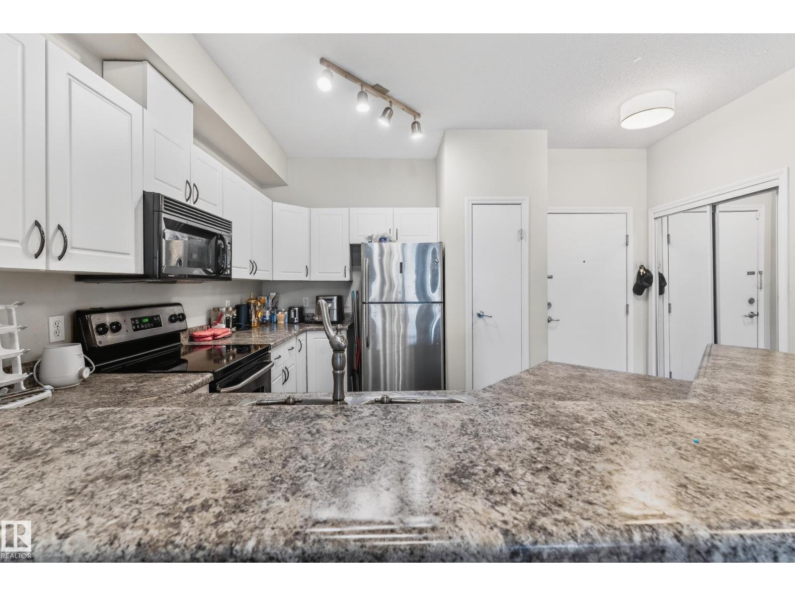 #226 4304 139 AV NW - 11