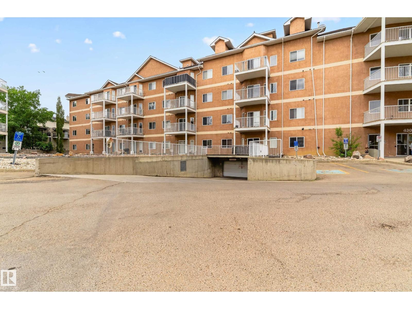 #226 4304 139 AV NW - 3