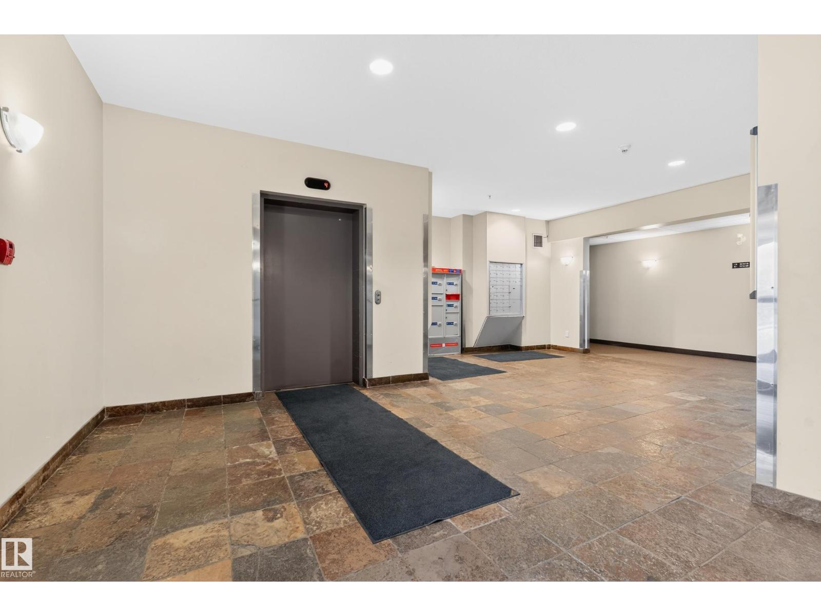 #226 4304 139 AV NW - 31