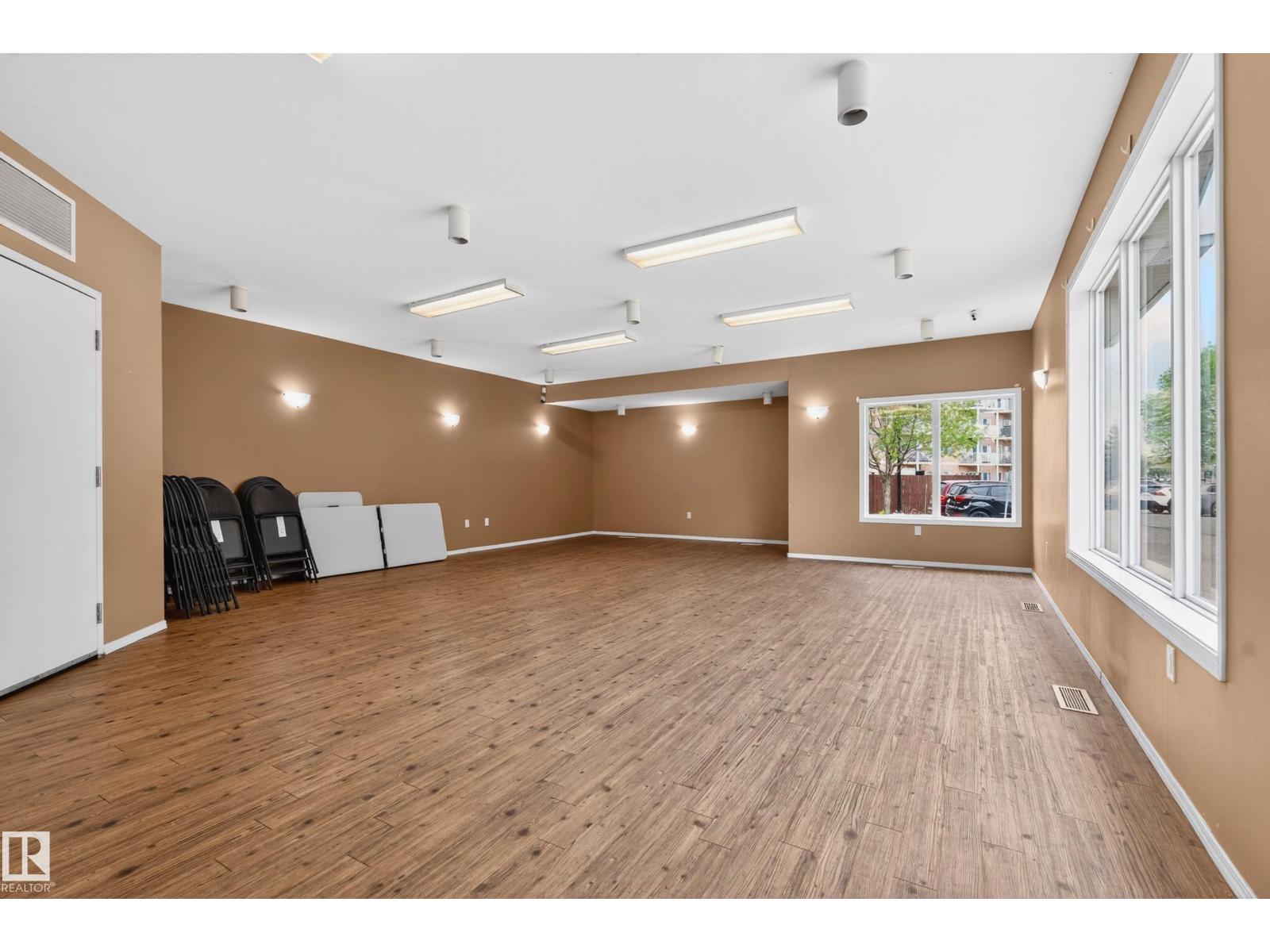 #226 4304 139 AV NW - 36