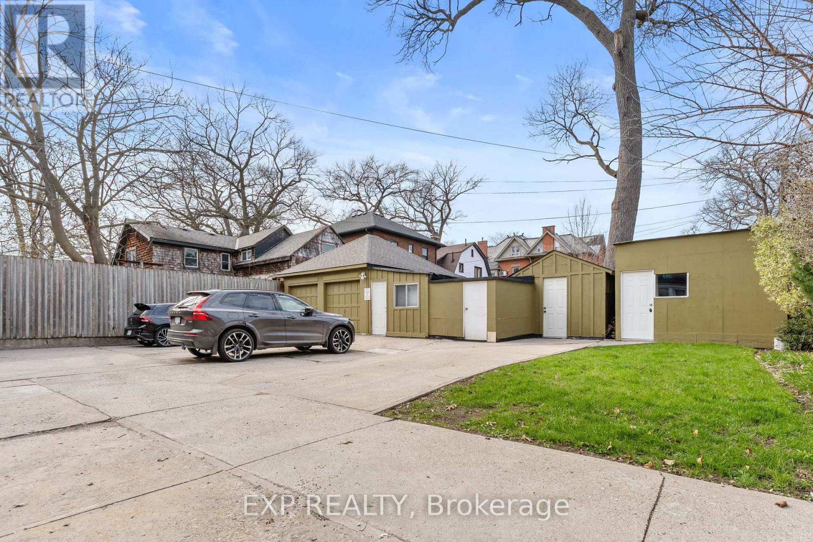 354 ANNETTE STREET - 12