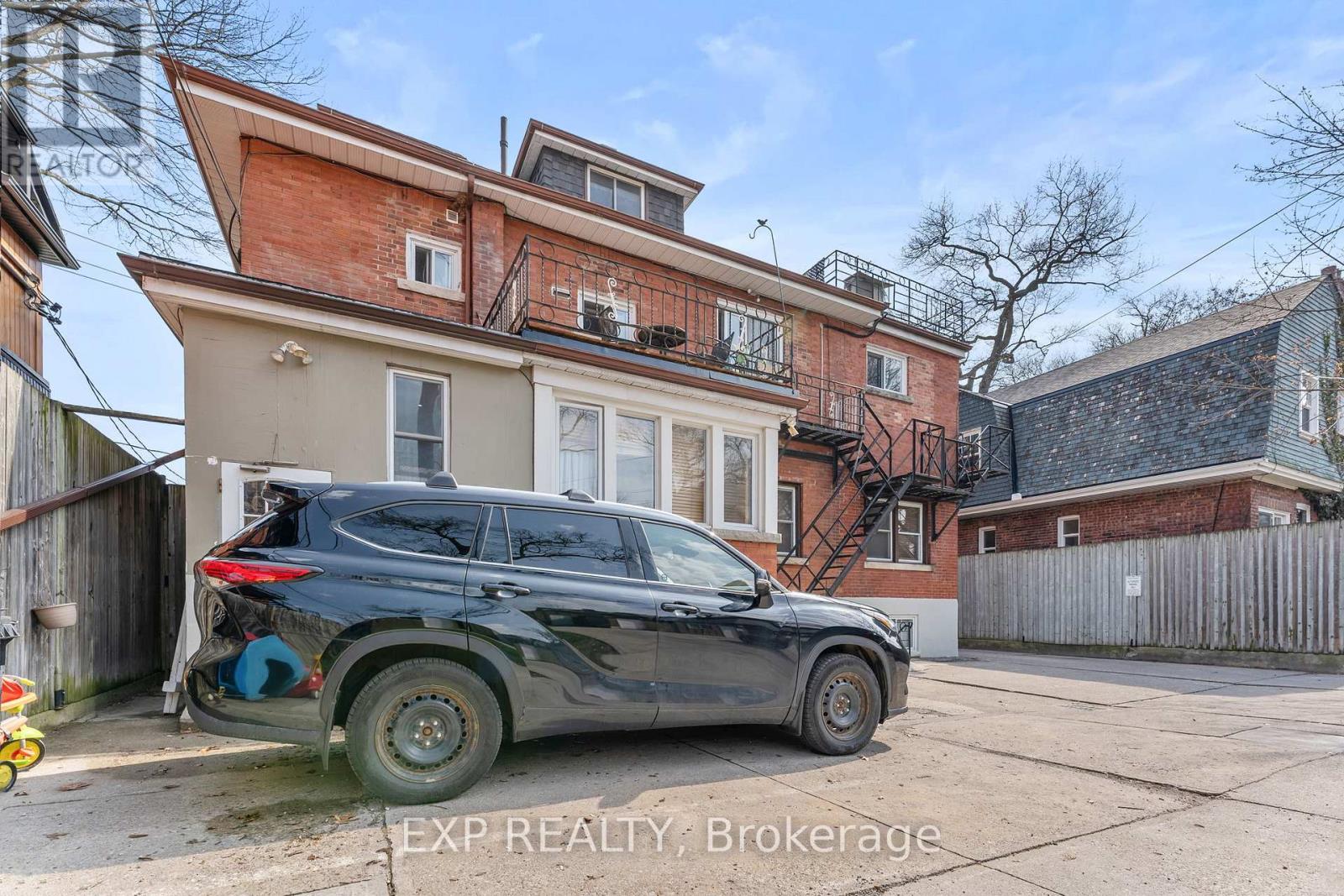 354 ANNETTE STREET - 5