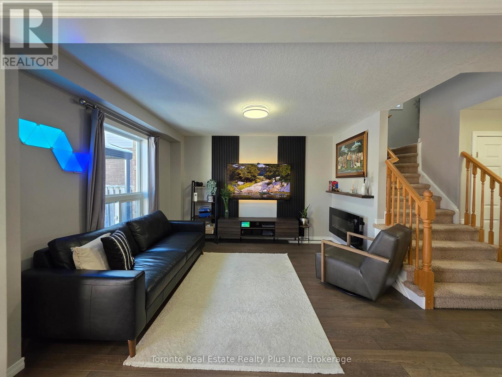 16 TALON DRIVE - 12