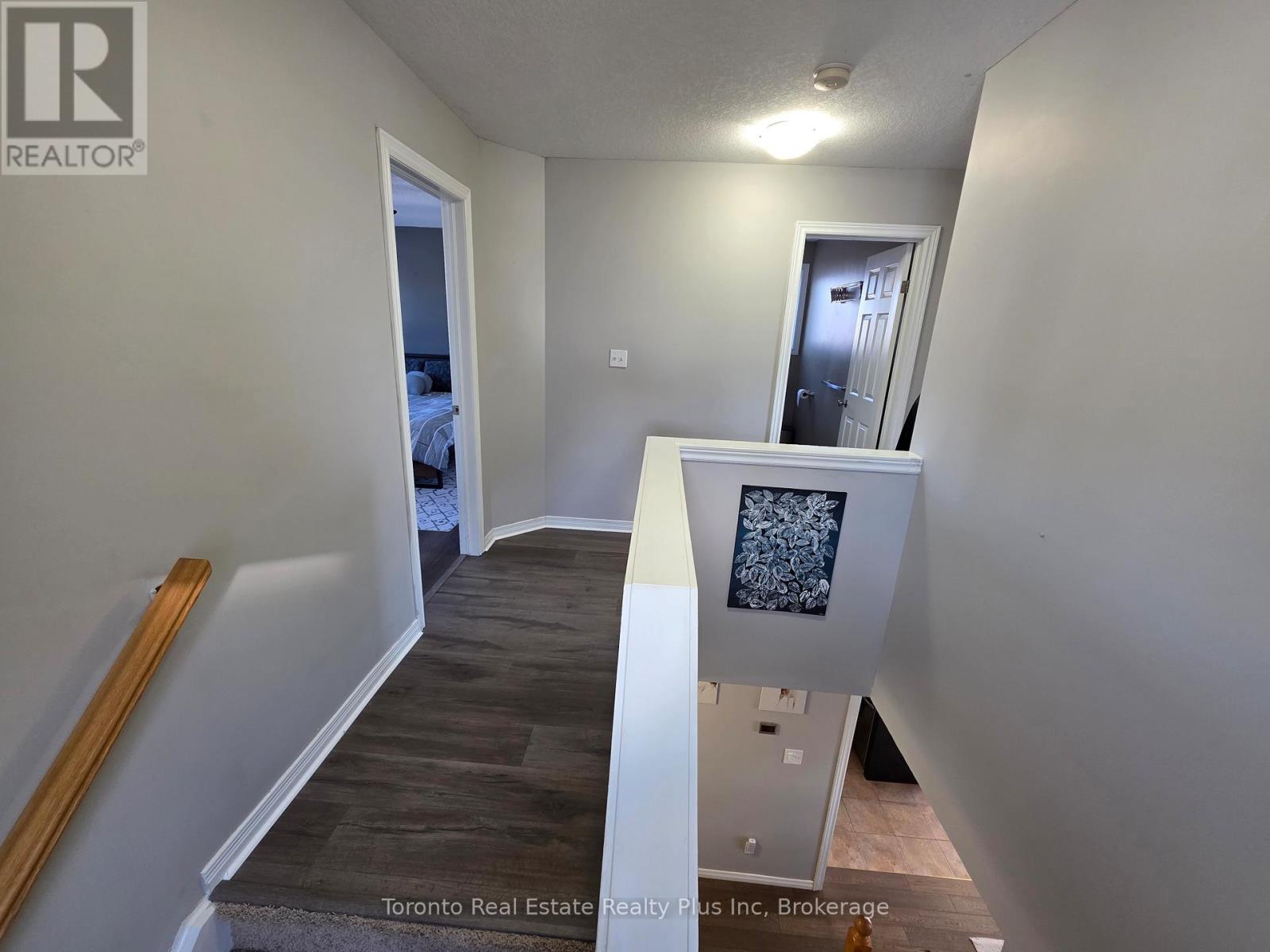 16 TALON DRIVE - 25