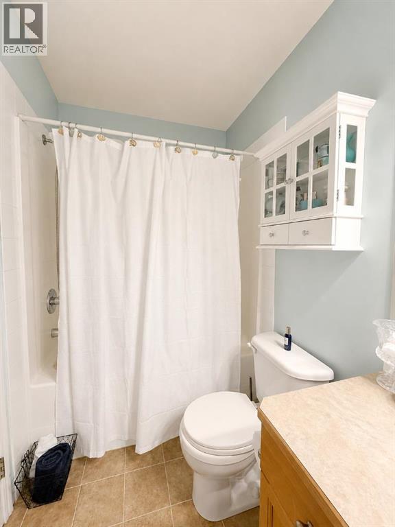 5109 42 Street — photo 12
