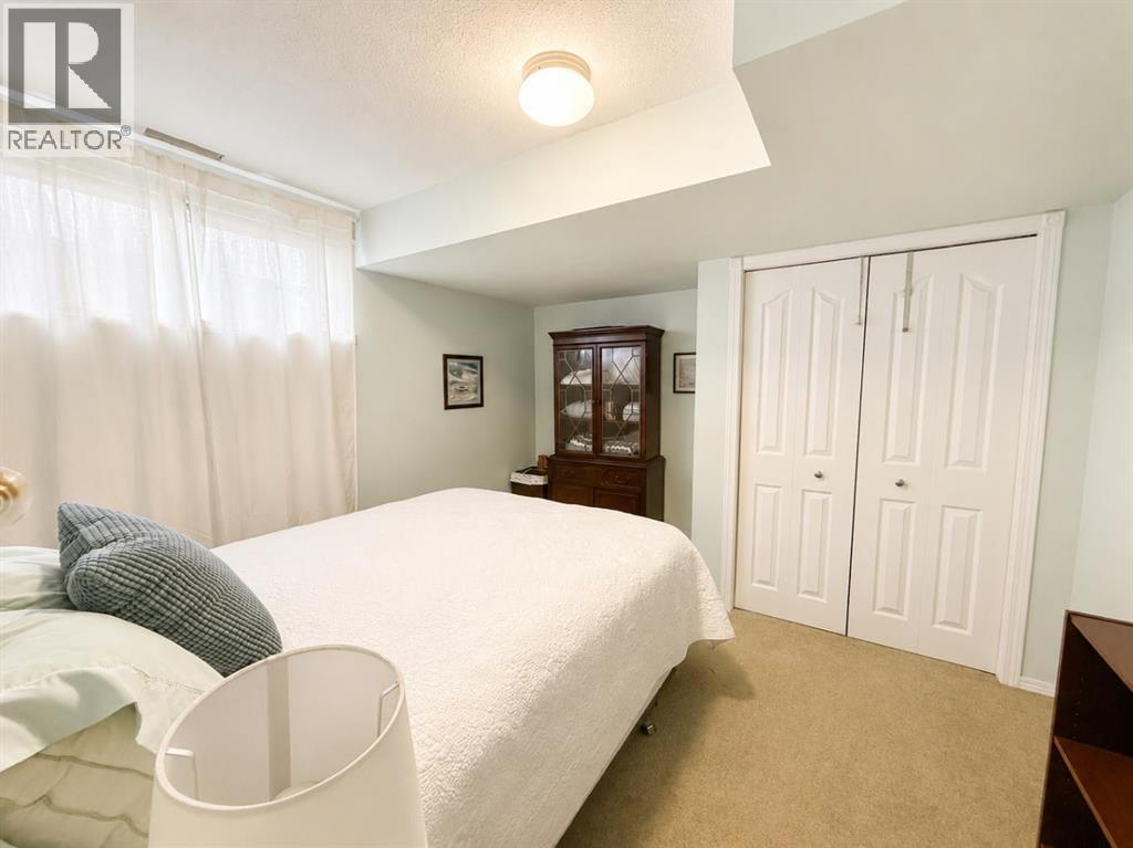 5109 42 Street — photo 19