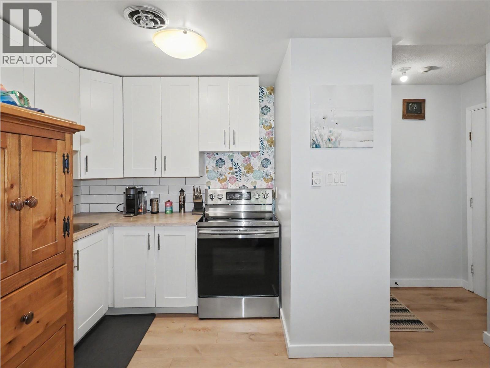 #1 668 75TH Avenue - 3