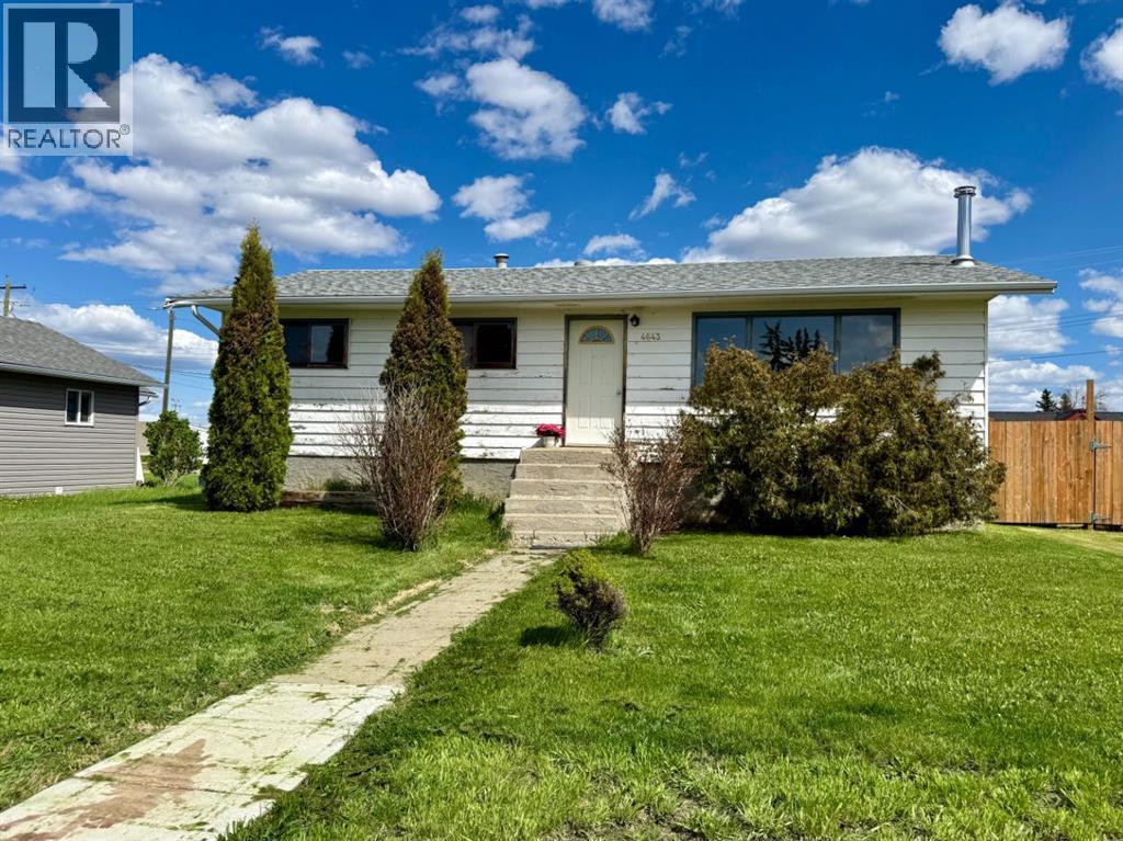 4643 52 Street - 1