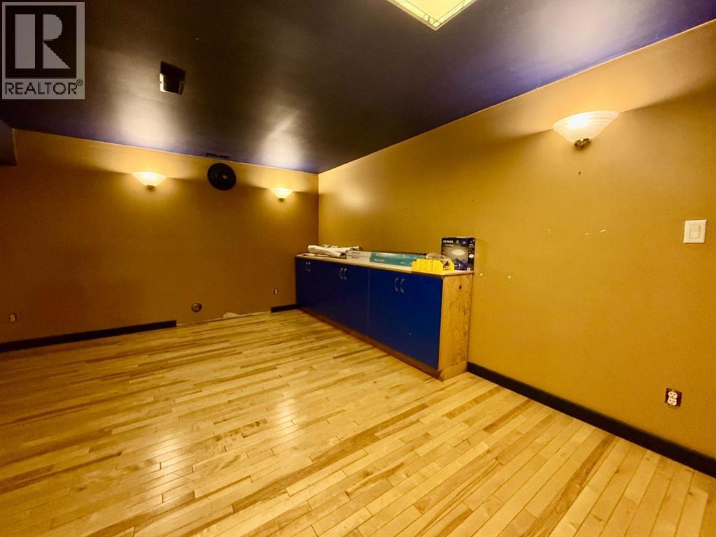 4643 52 Street - 27