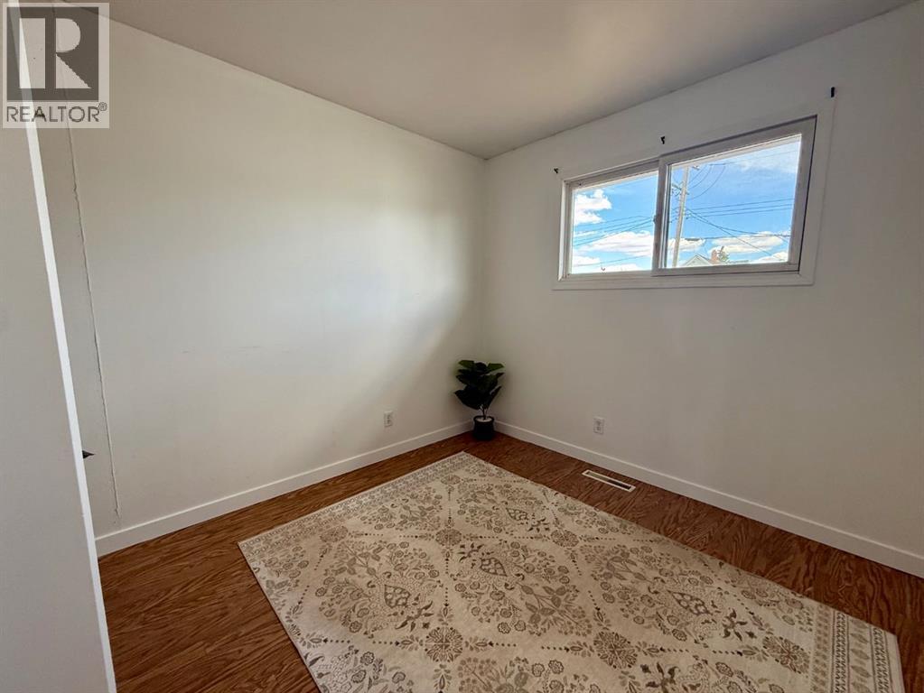 4643 52 Street - 19