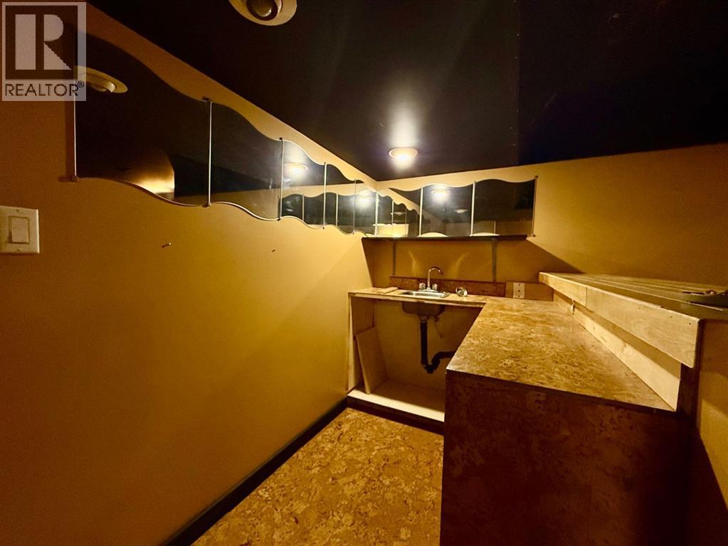 4643 52 Street - 26