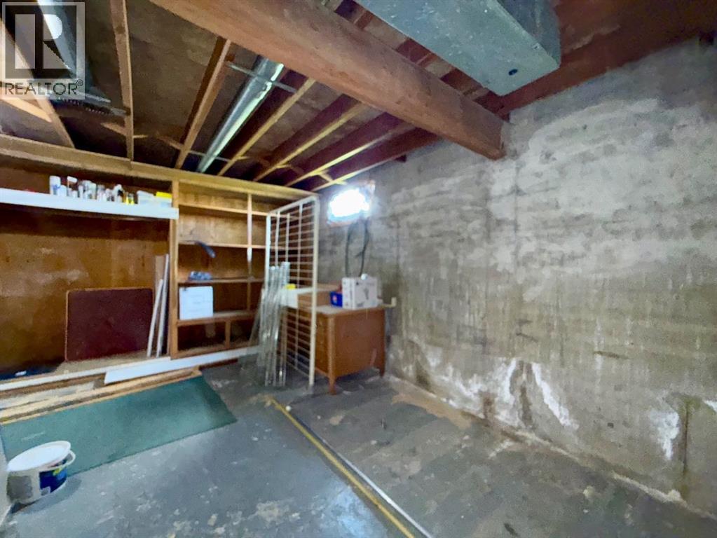 4643 52 Street - 30