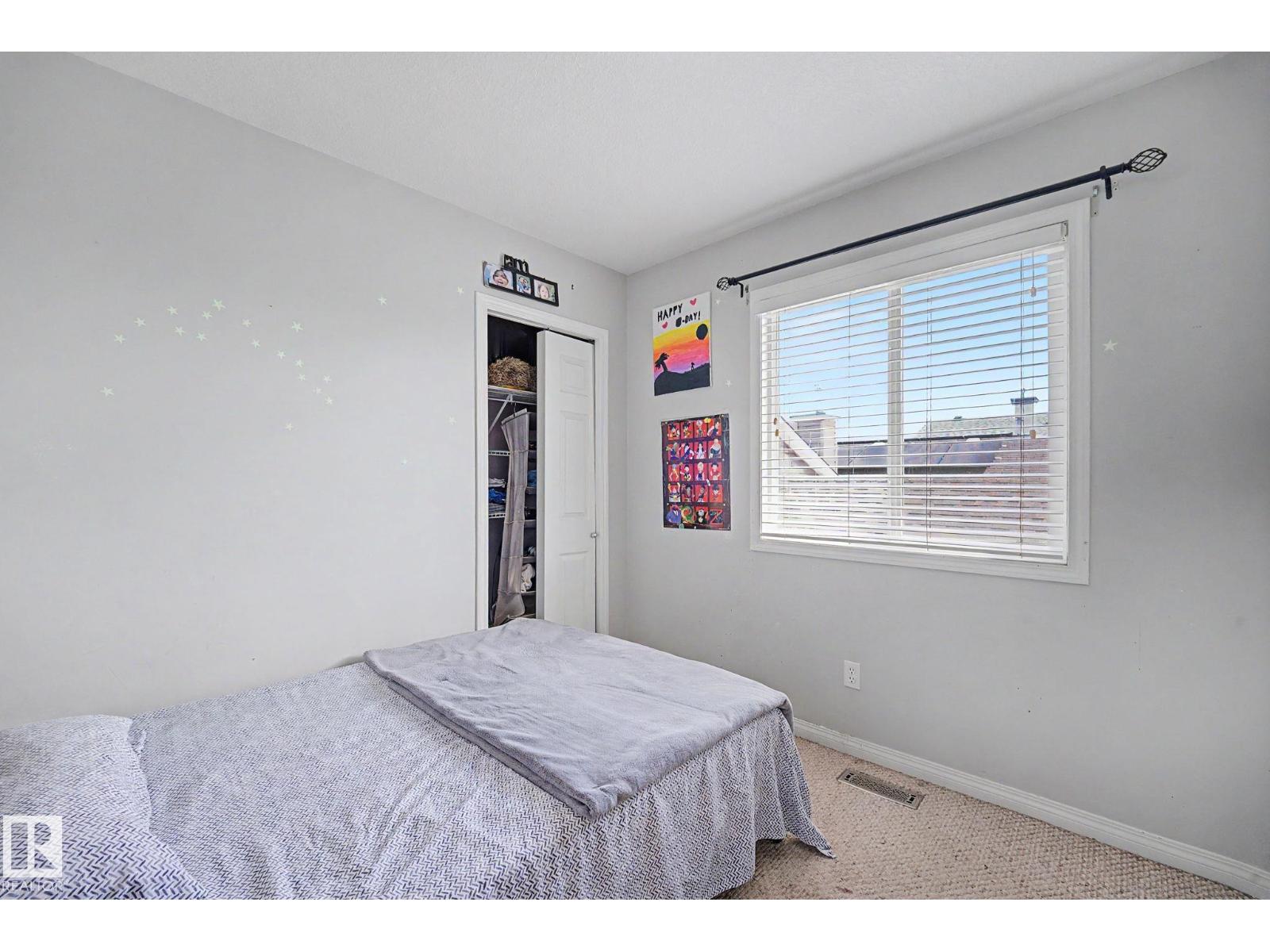 15619 45 ST NW - 24