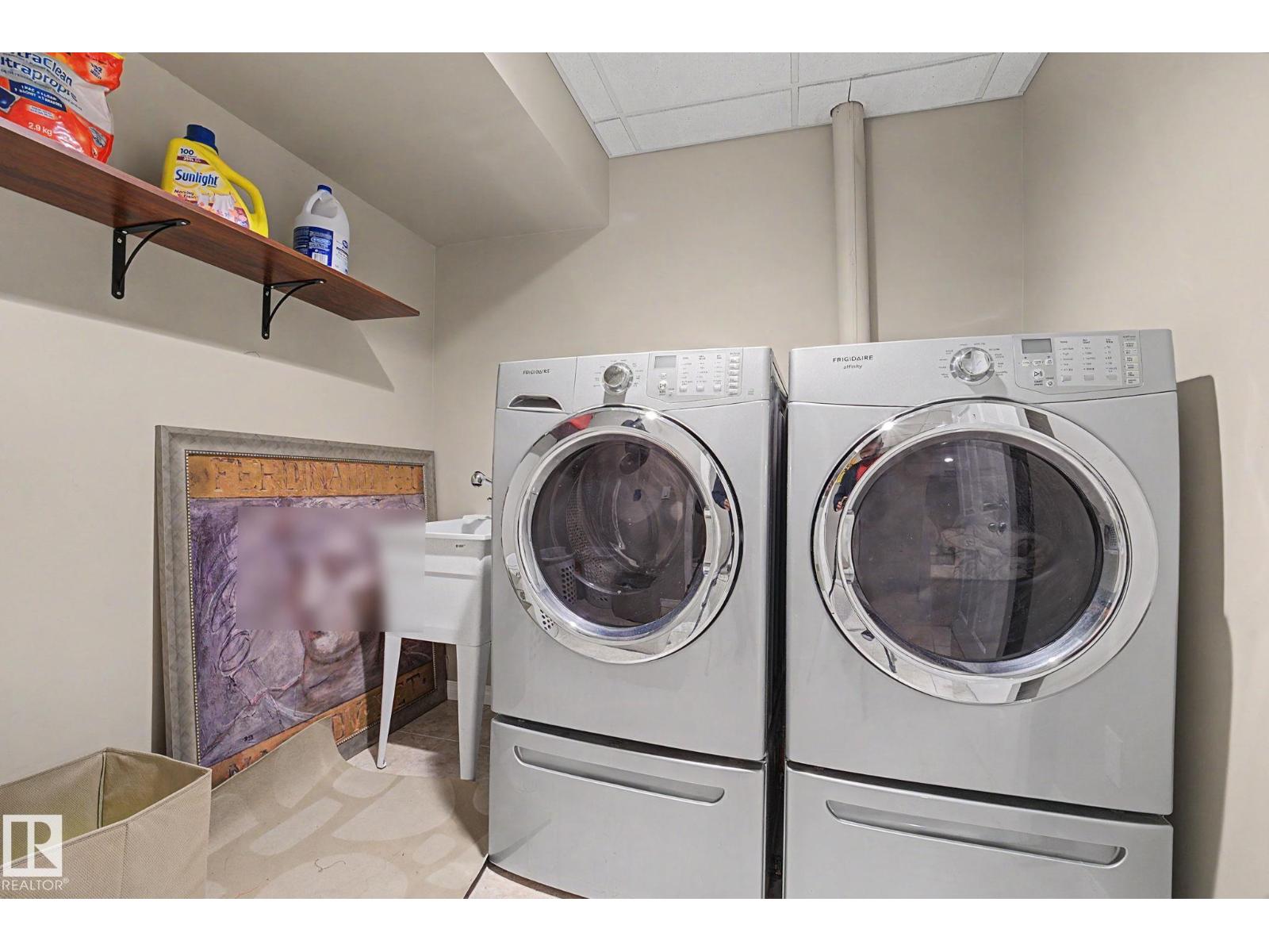 15619 45 ST NW - 35