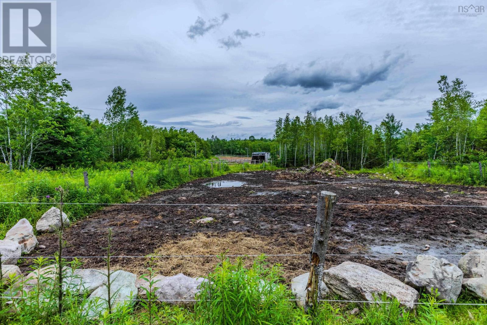 1554 PLEASANT VALLEY Road - 34