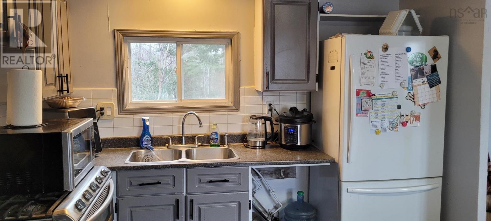 1554 PLEASANT VALLEY Road - 47