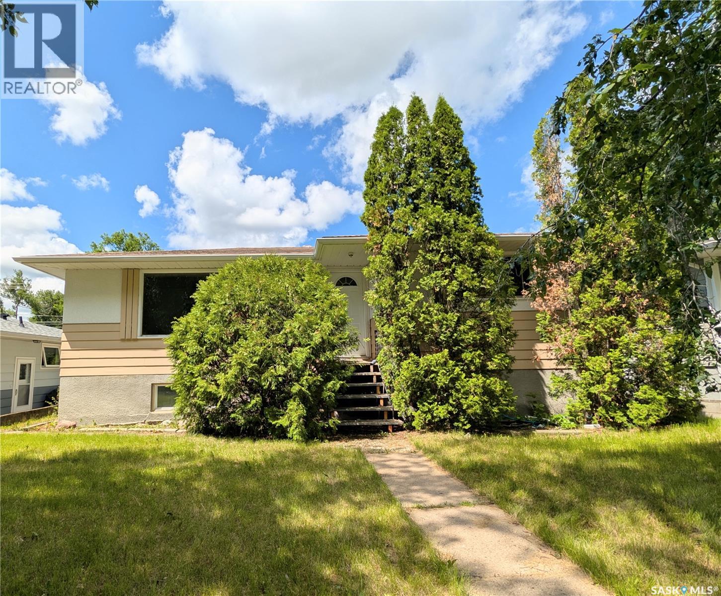 448 6th AVENUE NW - 1