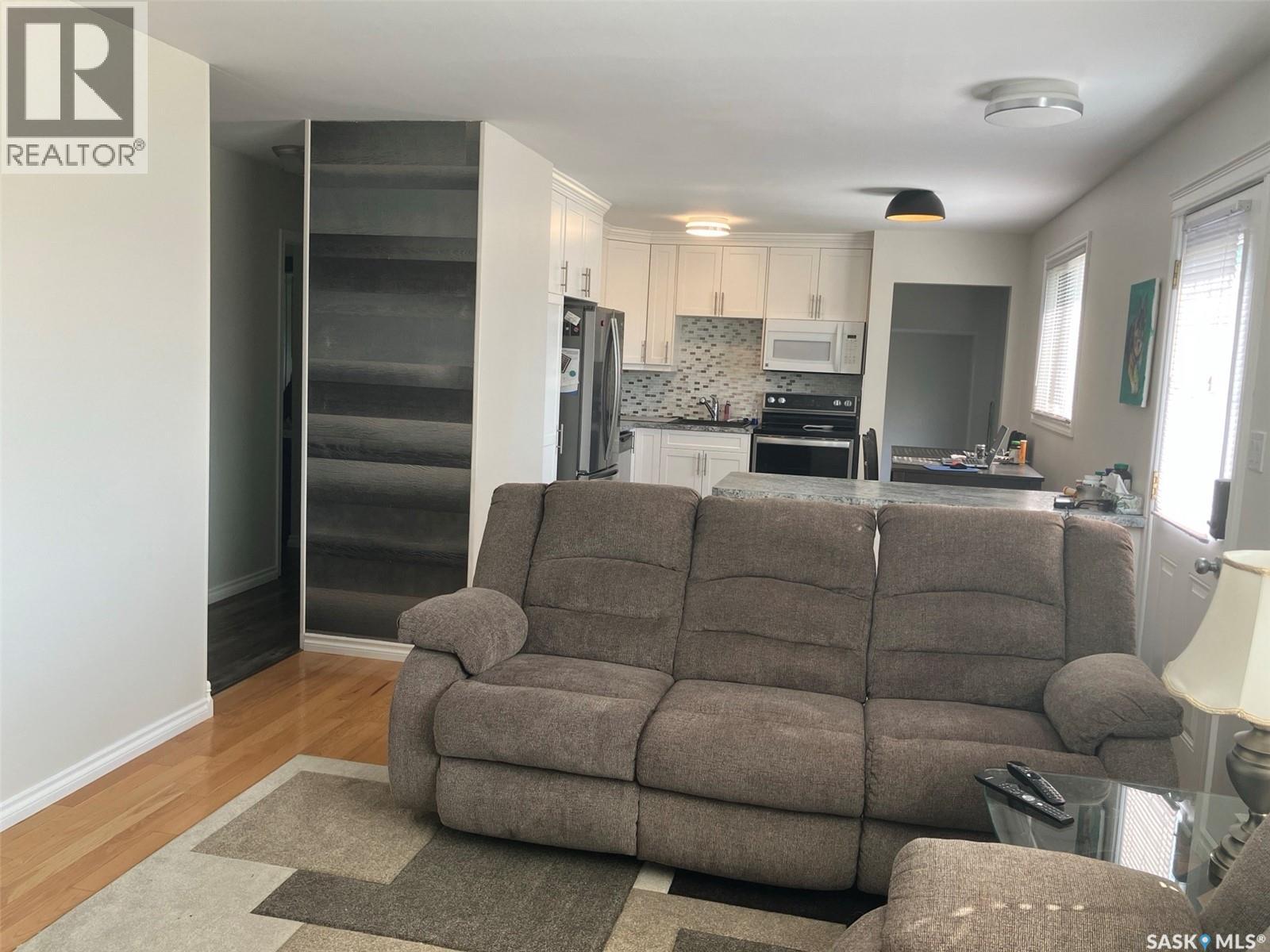 1107 Centre STREET — photo 12