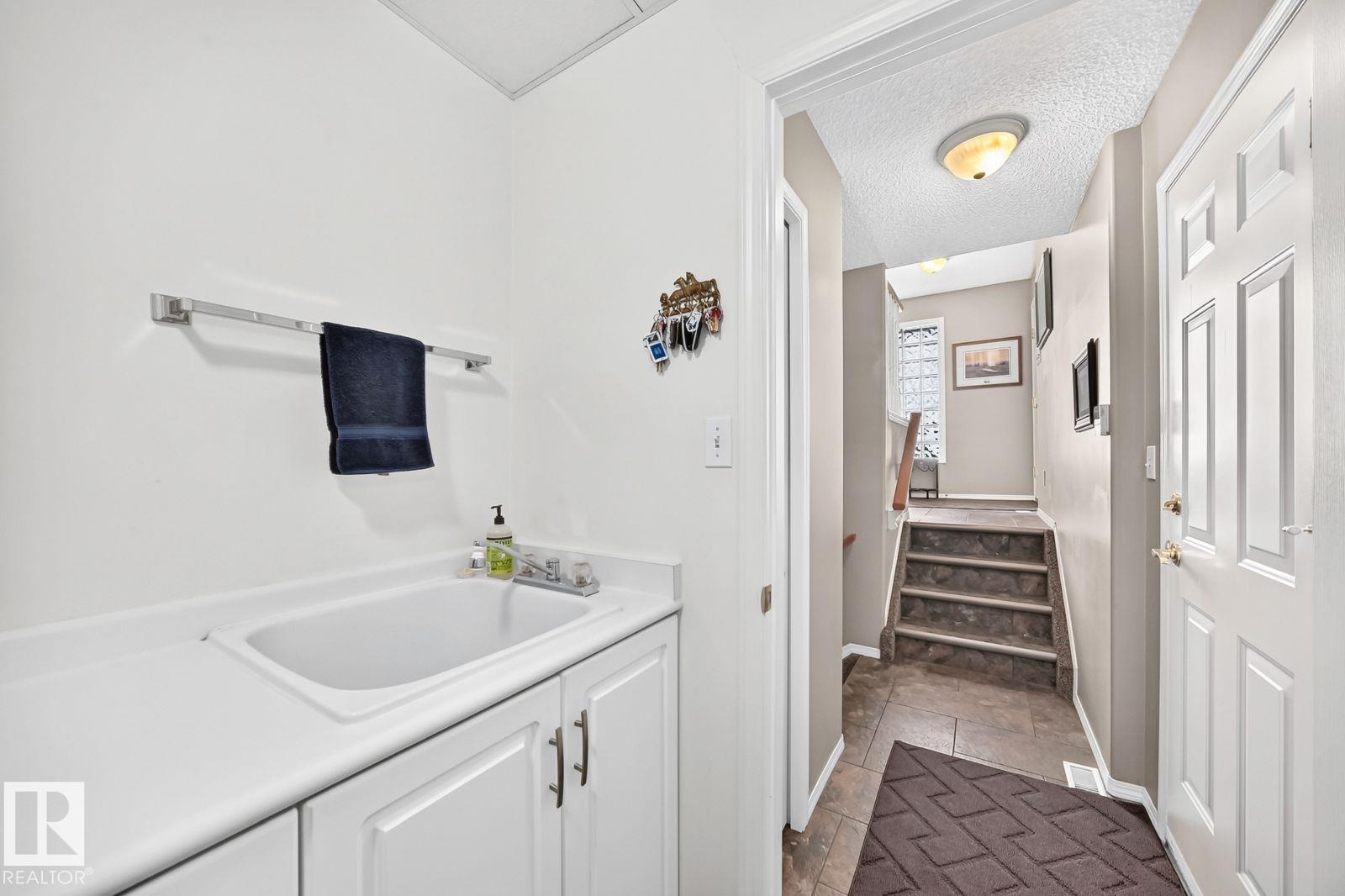27 ESTATES CT — photo 34