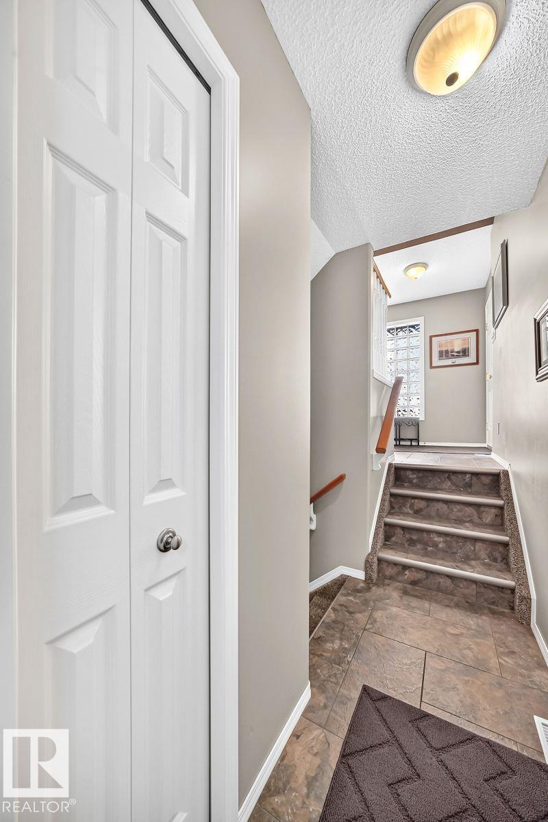 27 ESTATES CT — photo 36