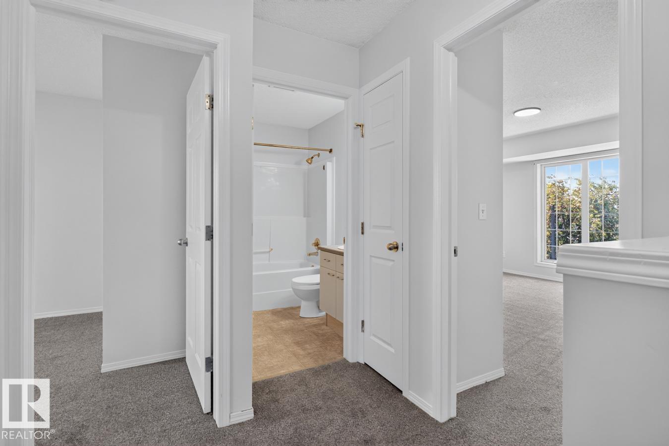 #18 15128 22 ST NW - 18