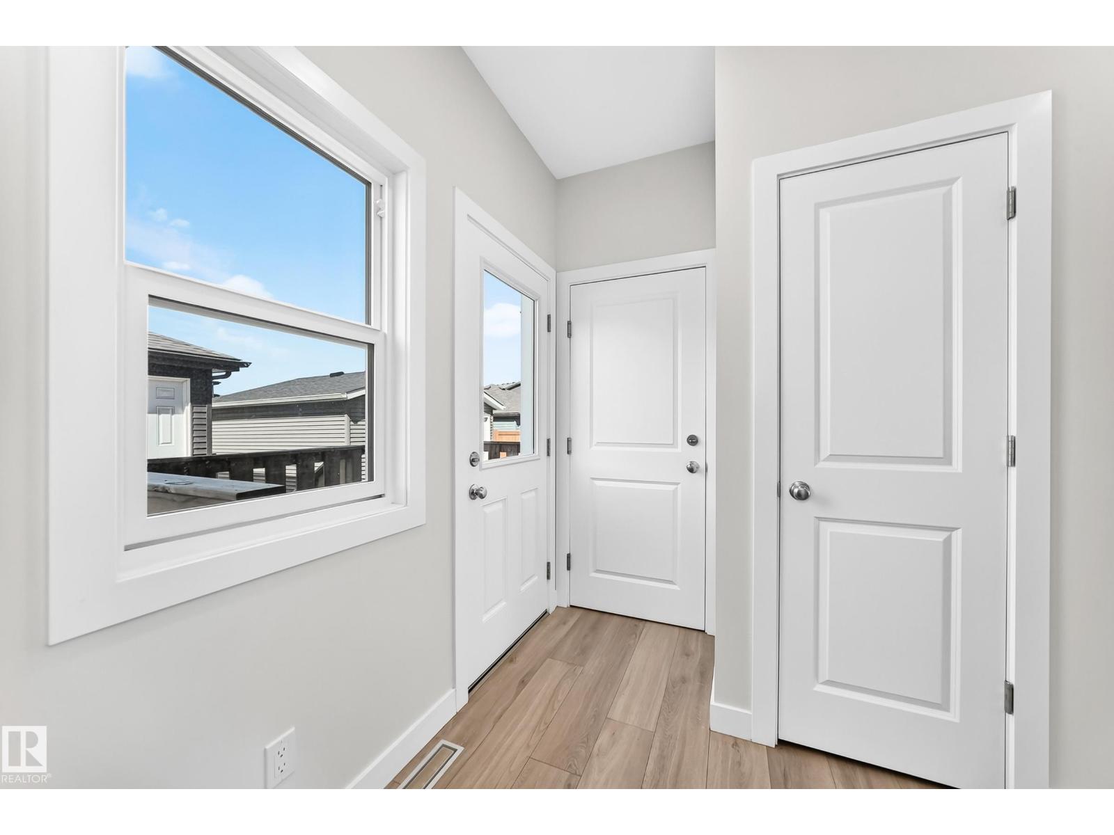 3816 CHRUSTAWKA PL SW - 11