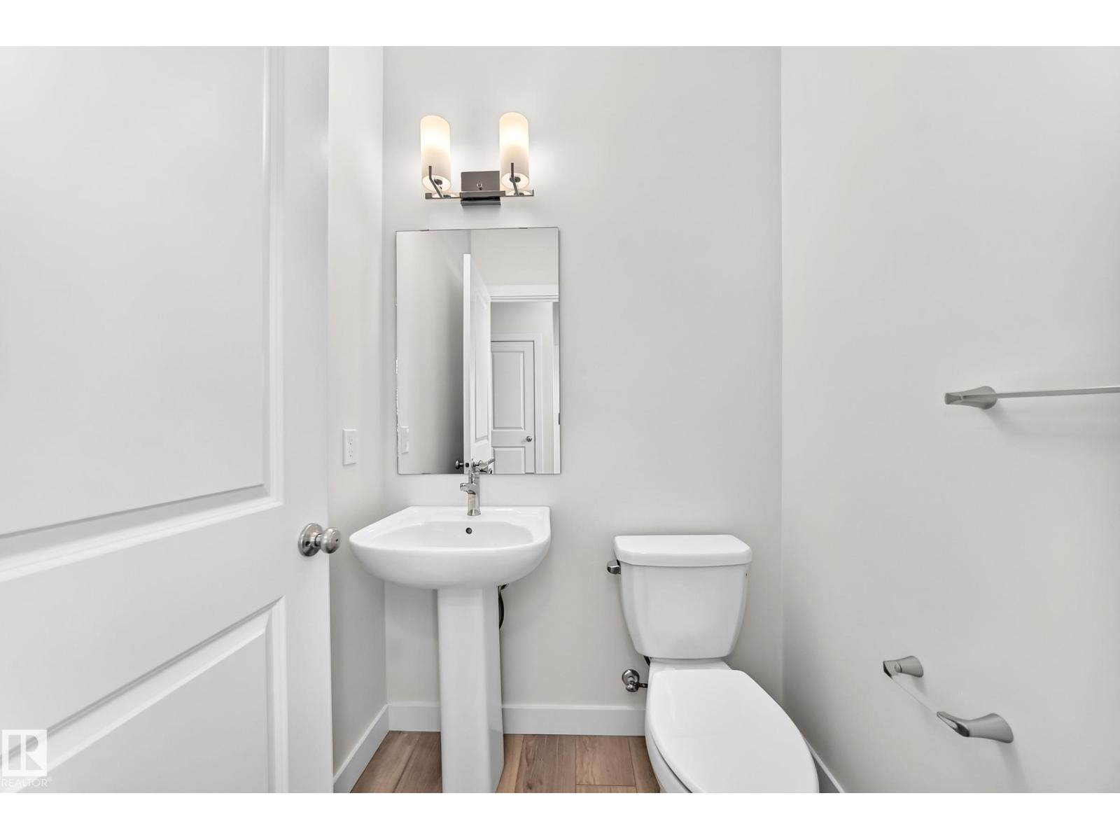 3816 CHRUSTAWKA PL SW - 12
