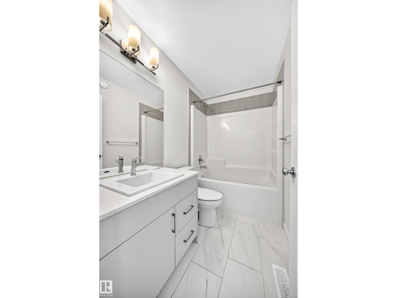 3816 CHRUSTAWKA PL SW - 21