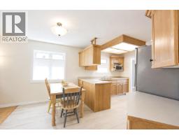 2995 Marcellin Place, Coquitlam, BC V3C6E7 Photo 13