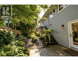 2995 Marcellin Place, Coquitlam, BC V3C6E7 Photo 6
