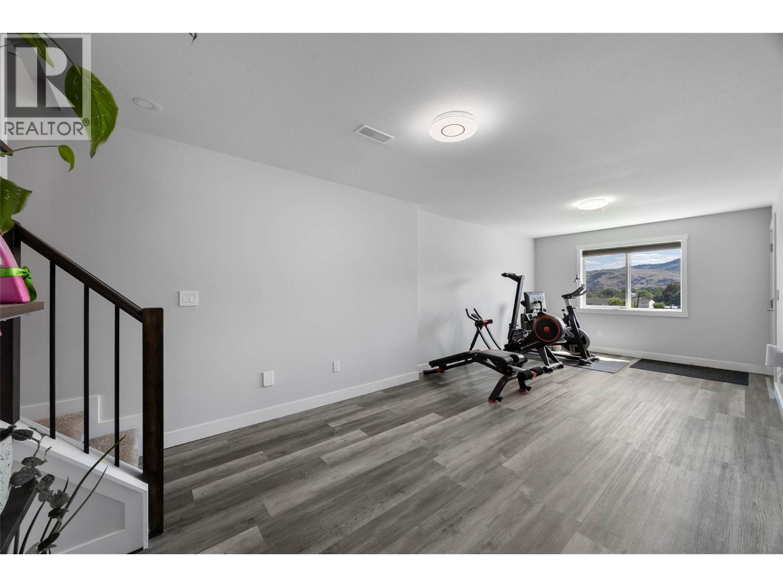 #23 1900 Ord Road - 19