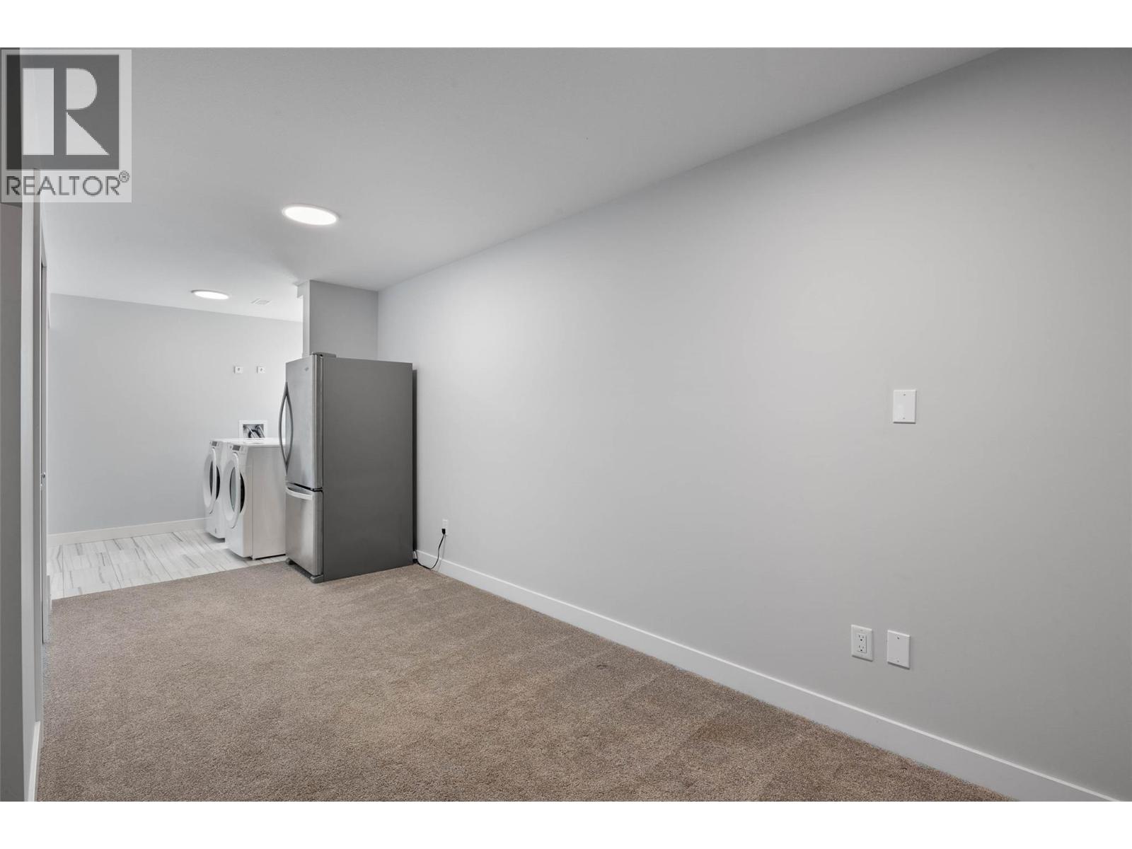 #23 1900 Ord Road - 25