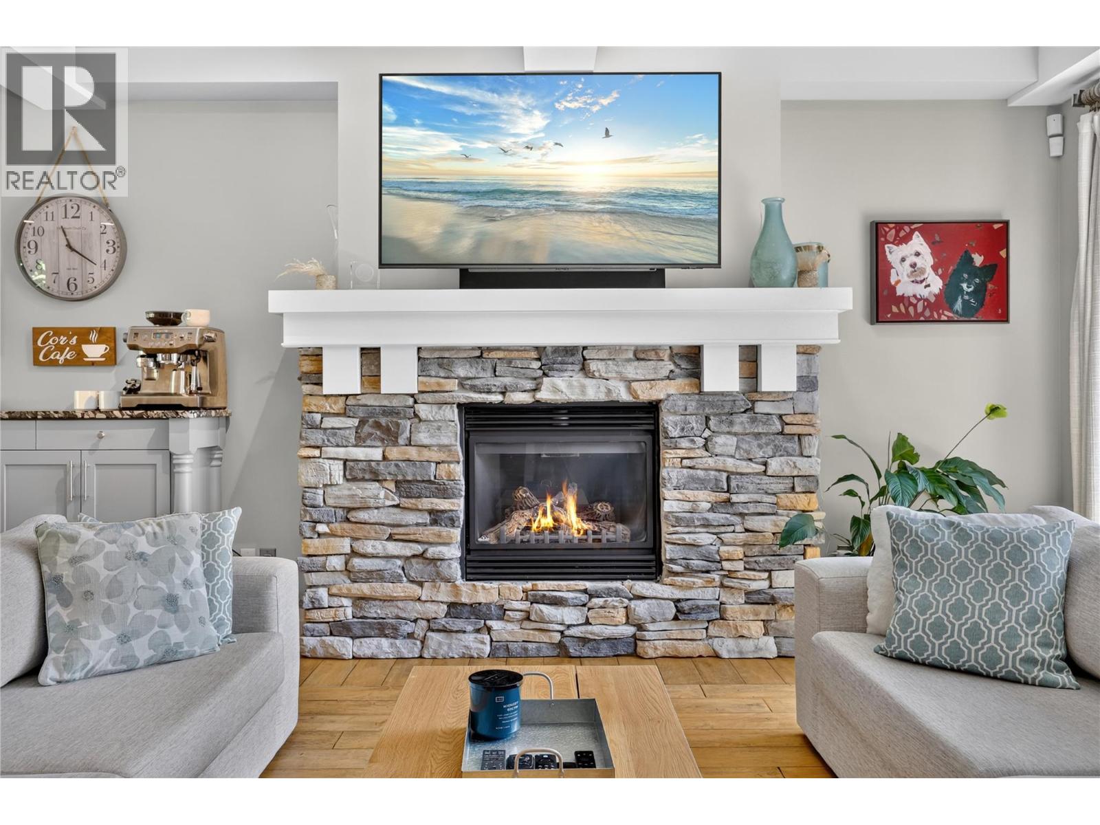 440 Hobson Crescent - 11