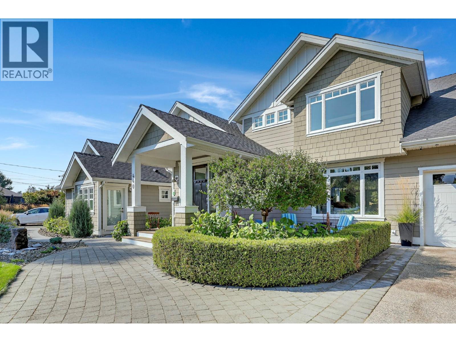 440 Hobson Crescent - 3