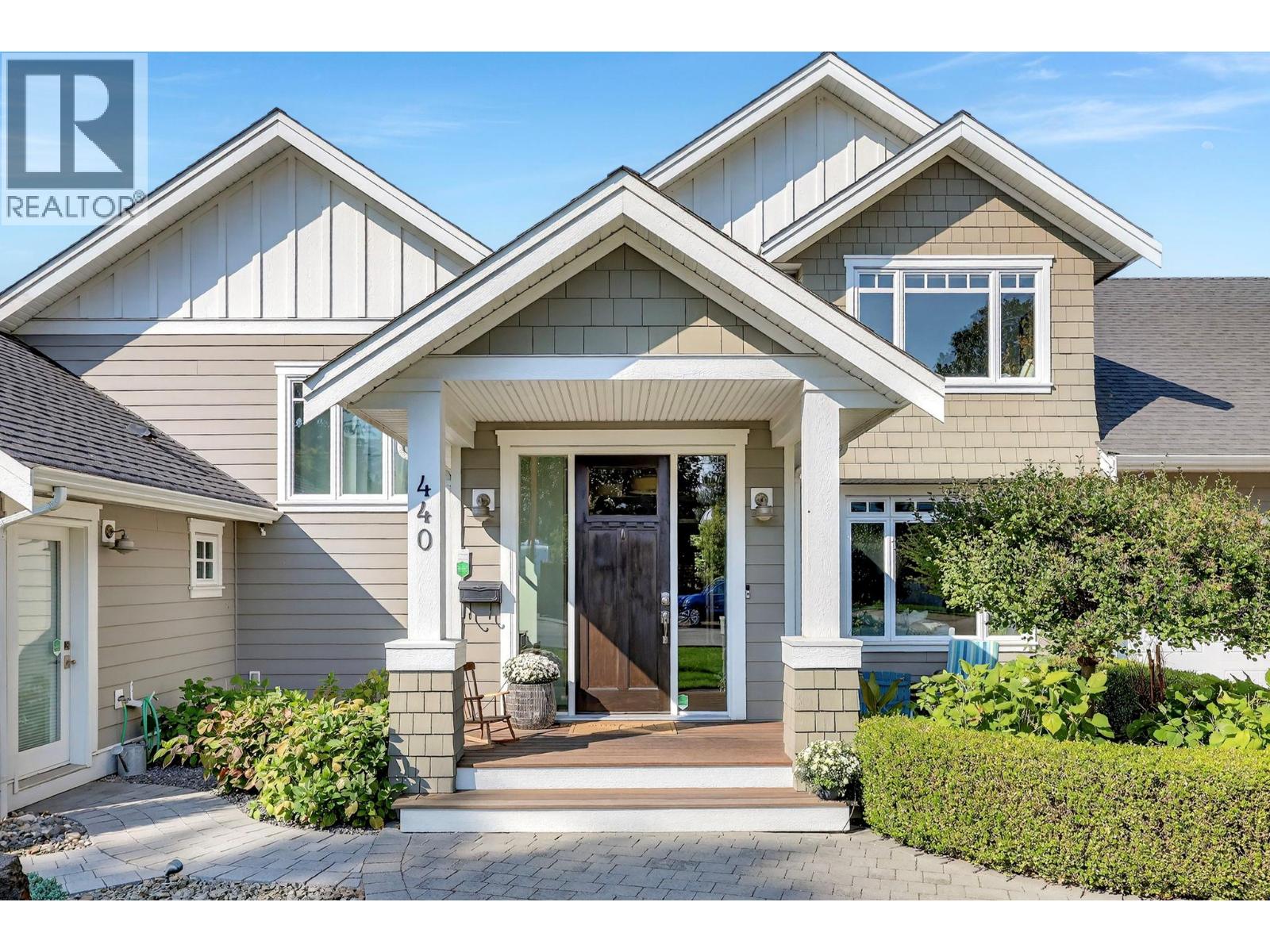 440 Hobson Crescent - 4