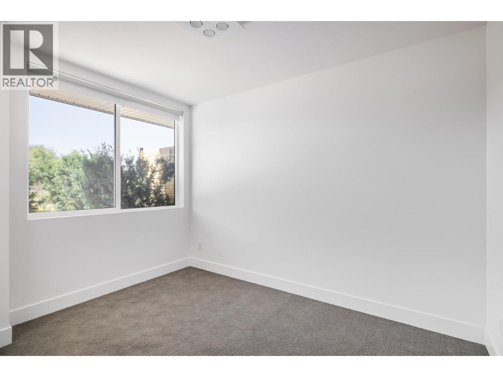 #103 3642 Mission Springs Drive - 25